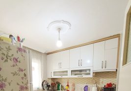 3S’TEN AFYON MERKEZ CUMHURİYET’TE KREDİYE UYGUN ARAÇ TAKASINA AÇIK MESKEN TAPULU SATILIK 2+1 BAHÇE KATI